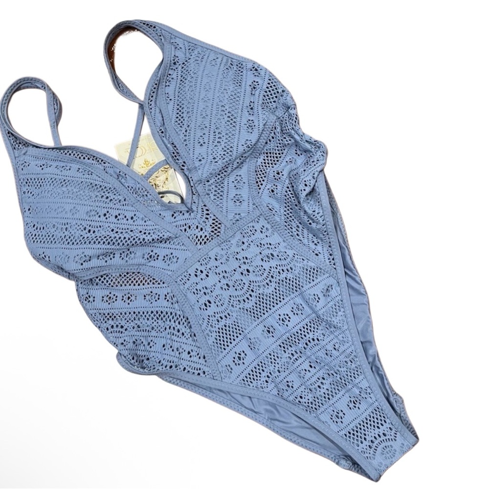 NWT NEW Becca Swimwear one piece vacation bathing suit M